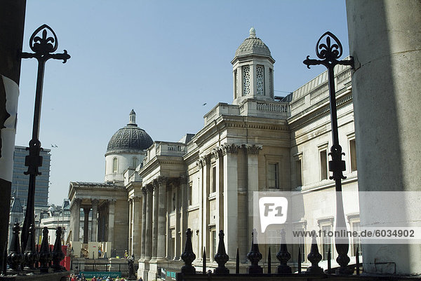 Die Nationalgalerie  Trafalgar Square  London  England  Vereinigtes Königreich  Europa