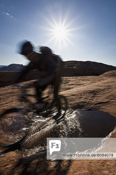 Berg  folgen  fahren  Bewegungsunschärfe  Slickrock Trail  Moab  Utah