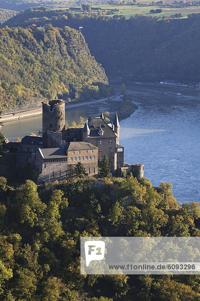 Deutschland  Rheinland-Pfalz  Blick auf die Burg Katz mit dem Rhein