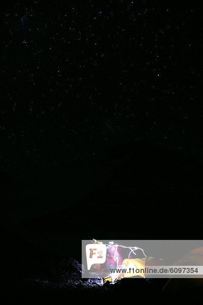 Bergsteiger  sternförmig  Berggipfel  Gipfel  Spitze  Spitzen  Vorbereitung  Nacht  Argentinien