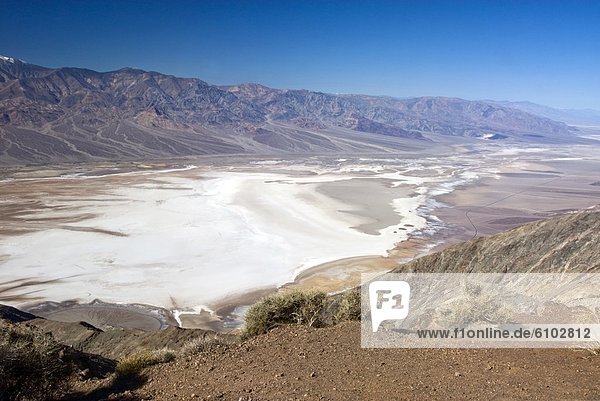 hoch oben Nationalpark Boden Fußboden Fußböden nehmen über Tal Kalifornien Ansicht Death Valley Nationalpark
