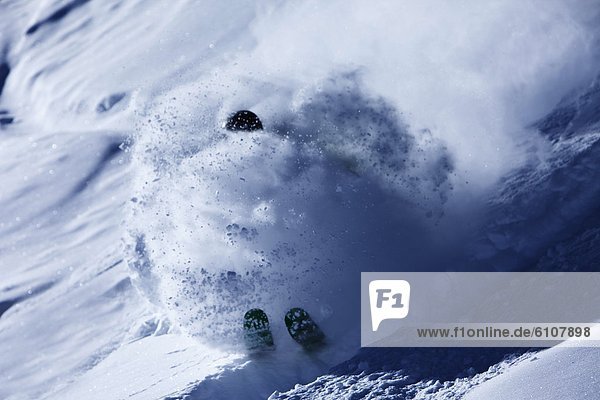 Skifahrer  Tag  Frische  drehen  Athlet  Gesichtspuder  unbewohnte  entlegene Gegend  Sonnenlicht  Colorado  tief