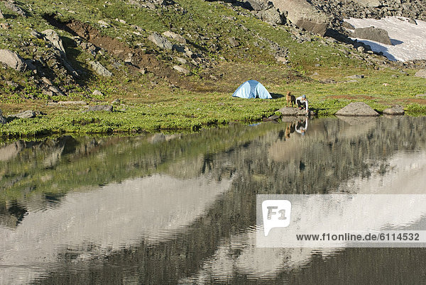 durchsichtig  transparent  transparente  transparentes  Wasser  Frau  See  Colorado  bekommen  San Juan National Forest