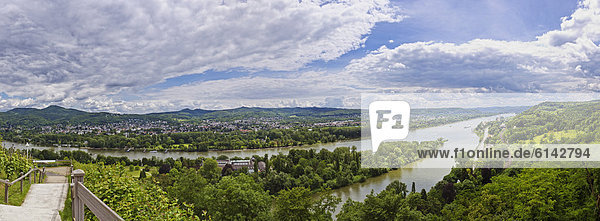 Blick über den Rhein bei Remagen  Deutschland