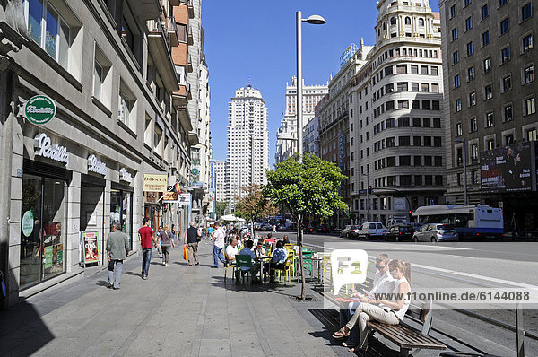 Gran Via  Hauptstraße  Madrid  Spanien  Europa  ÖffentlicherGrund
