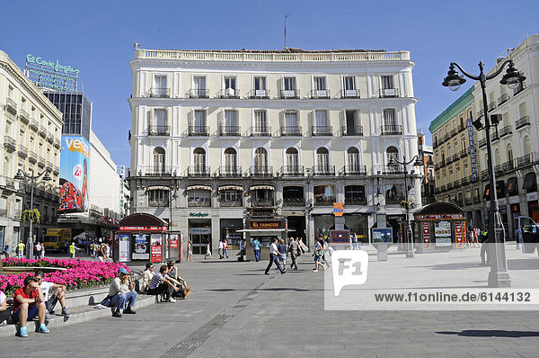 Puerta del Sol Plaza Platz  Madrid  Spanien  Europa  ÖffentlicherGrund