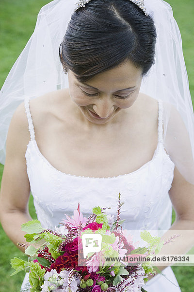 Blumenstrauß  Strauß  sehen  Braut