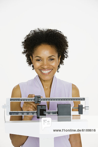 Waage - Messgerät  Frau  Gewicht