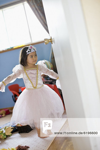 hoch  oben  anziehen  Prinzessin  Kostüm - Faschingskostüm  Mädchen