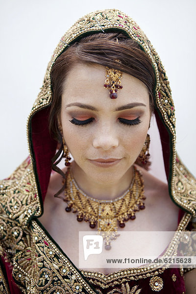 Europäer  Frau  Hochzeit  Tradition  Kleidung  Indianer