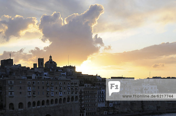 Sonnenuntergang  Skyline  Birgu  Malta  Europa