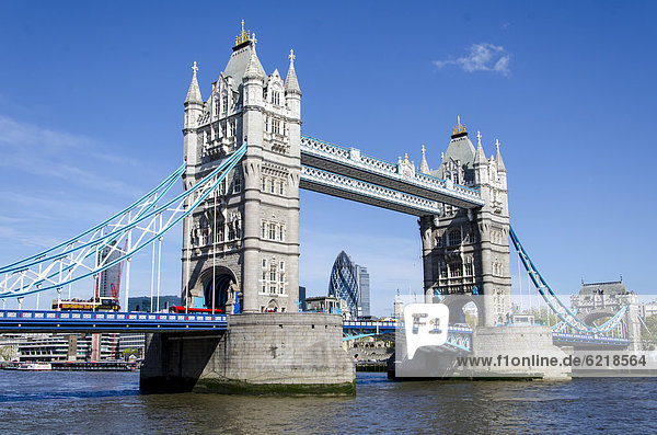 Tower Bridge  River Thames  London  England  United Kingdom  Europe