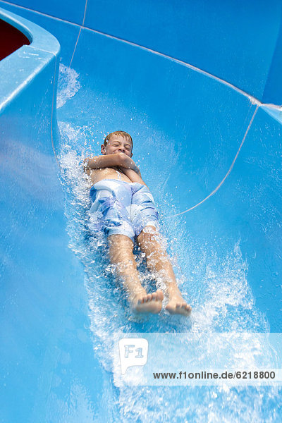Wasser Junge - Person Schwimmbad rutschen Außenaufnahme 10-13 Jahre 10 bis 13 Jahre