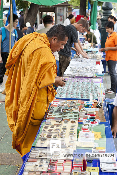Amulet Market  Bangkok  capital of Thailand  Southeast Asia  Asia
