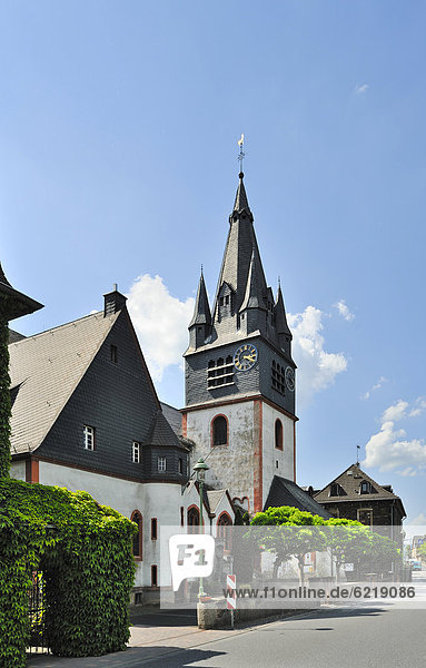 Pfarrkirche St. Mariae Himmelfahrt  Niederheimbach  Unesco Weltkulturerbe Oberes Mittelrheintal  Rheinland-Pfalz  Deutschland  Europa