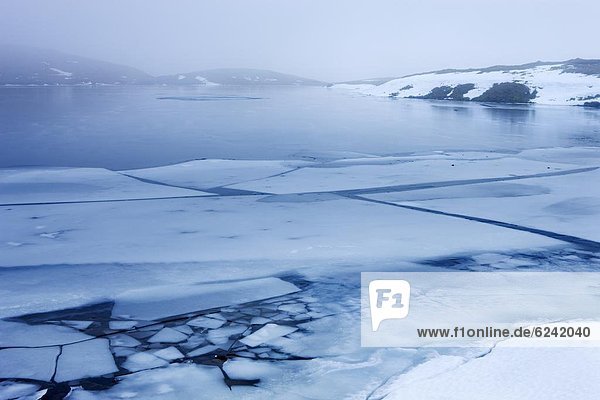 Europa Berg Winter Großbritannien Eis schwarz bedecken Brecon Beacons National Park Schnee Wales