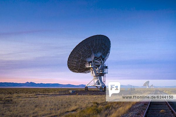 Vereinigte Staaten von Amerika  USA  Nordamerika  groß  großes  großer  große  großen  Anordnung  Astronomie  New Mexico  Sternwarte