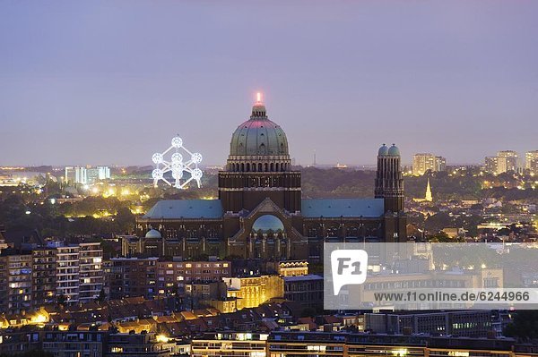 Panorama  beleuchtet  Europa  Nacht  Brüssel  Hautpstadt  Großstadt  Ansicht  Belgien