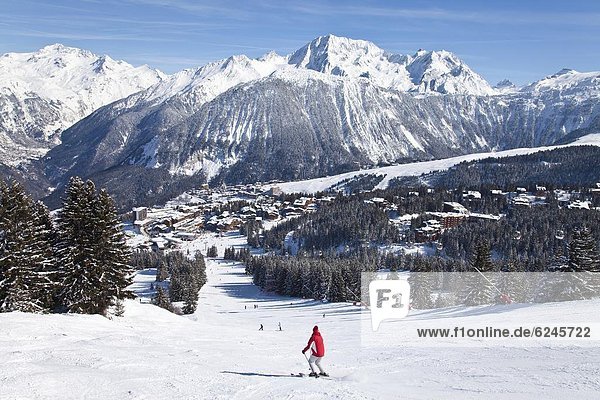 Courchevel 1850 ski resort in the Three Valleys (Les Trois Vallees)  Savoie  French Alps  France  Europe