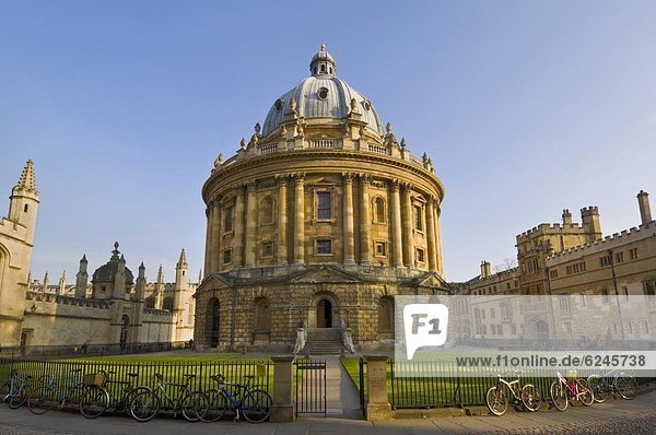 Die Radcliffe Camera  Oxford  Oxfordshire  England  Vereinigtes Königreich  Europa