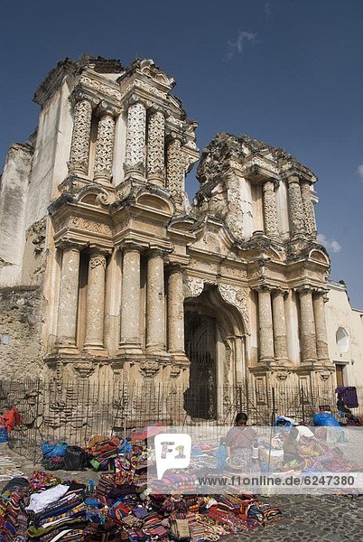 Ruine  Mittelamerika  Fokus auf den Vordergrund  Fokus auf dem Vordergrund  UNESCO-Welterbe  Guatemala  Markt