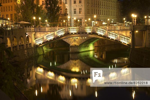 Ljubljana  Hauptstadt  Europa  über  Brücke  Fluss  3  Slowenien
