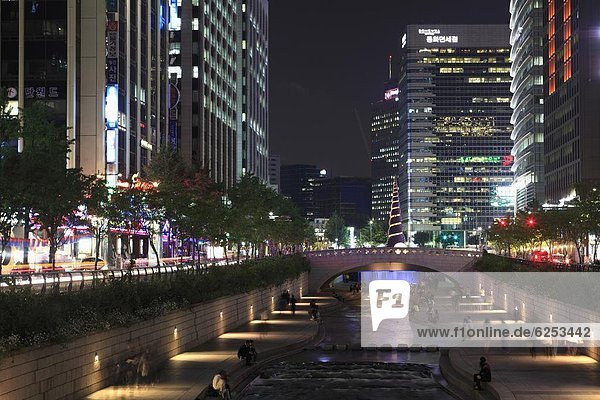 Night view of Cheonggyecheon Stream  Seoul  South Korea  Asia