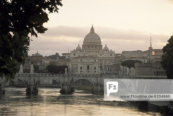 Rom  Hauptstadt  Europa  Fluss  Tiber  Latium  Basilika  Italien