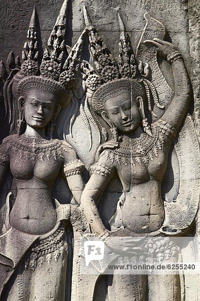hoch  oben  nahe  Skulptur  Tänzer  Hilfe  Himmel  Südostasien  UNESCO-Welterbe  Vietnam  Angkor  Asien  Kambodscha  Siem Reap