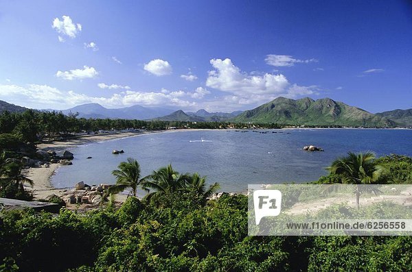 Berg  Strand  Ansicht  Südostasien  Vietnam  Asien  Fee  Nha Trang  rechts