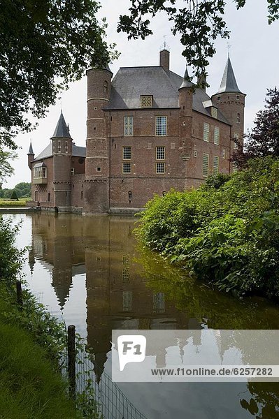 Heeswijk Castle  S-Hertogenbosch  Limburg  The Netherlands  Europe