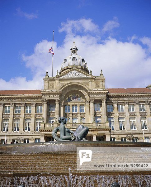 Fountain known as 'Floozy in the Jacuzzi' and the Council House  Victoria Square  Birmingham  England  UK  Europe