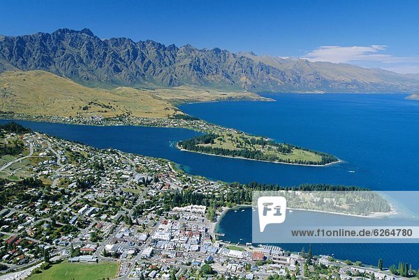 über  See  Urlaub  Ansicht  neuseeländische Südinsel  Luftbild  Fernsehantenne  Australasien  Neuseeland  Queenstown