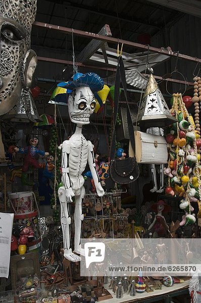Artisans Market  San Miguel de Allende (San Miguel)  Gua0juato State  Mexico  North America
