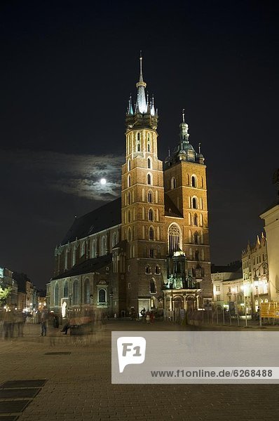 Europa  Nacht  Kirche  Heiligtum  schießen  Basilika  Polen