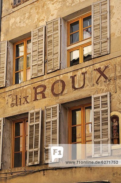 Frankreich  Europa  Gebäude  Werbung  Zeichen  Provence - Alpes-Cote d Azur  Seitenansicht  Aix-en-Provence  Bouches-du-Rhone  alt  Signal