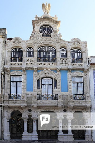 Europa  Lifestyle  Gebäude  Kunst  verziert  Fassade  1  Mittelpunkt  Größe  Aveiro  Linie  Portugal