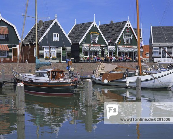 Traditional fishing village  Marken  Holland (The Netherlands)  Europe