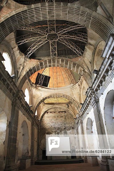 Las Capuchinas  Convent Ruins  Antigua  UNESCO World Heritage Site  Guatemala  Central America