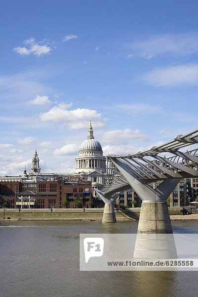 Millennium Bridge and St. Paul's Cathedral  London  England  United Kingdom  Europe