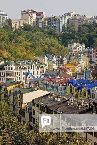 Kiew Hauptstadt Dach Europa über Gebäude bunt Nachbarschaft Ansicht Erhöhte Ansicht Aufsicht heben Zimmer neu Ukraine
