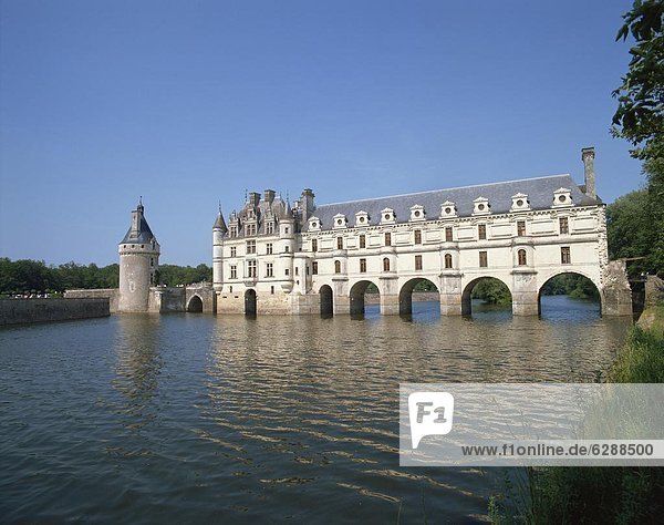 Frankreich Europa über Fluss Brücke Indre-et-Loire