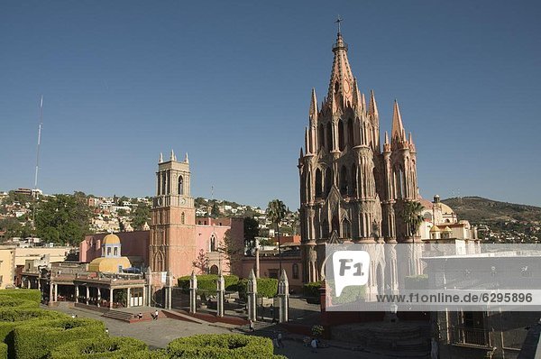 La Parroquia  Kirche bemerkenswert für seine fantastische neogotischen Außenfassade  San Miguel de Allende (San Miguel)  Bundesstaat Guanajuato  Mexiko  Nordamerika