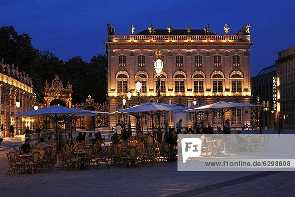Frankreich  Europa  Abend  Ansicht  Flutlicht  UNESCO-Welterbe  Lothringen  Nancy  Platz