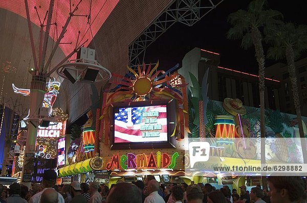 Vereinigte Staaten von Amerika  USA  Anschnitt  Nacht  Nordamerika  Nevada  Las Vegas  alt  Fremont Street