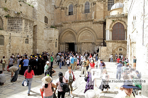 Eingang zur Grabeskirche in Jerusalem  Yerushalayim  Israel  Naher Osten