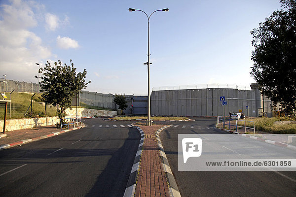 Grenzübergang  Jerusalemer Seite  zwischen Bethlehem  Westjordanland und Jerusalem  Israel  Naher Osten