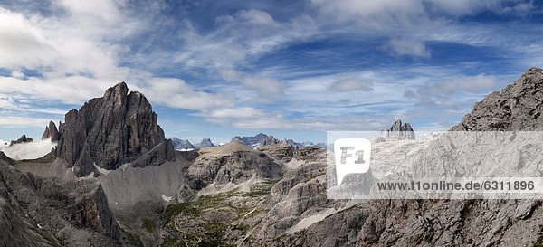 Berglandschaft in den Sextener Dolomiten  Südtirol  Italien