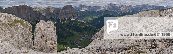 Berglandschaft im Sellastock  Dolomiten  Südtirol  Italien