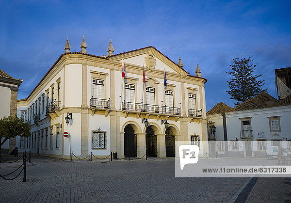 Rathaus  Altstadt  Faro  Algarve  Portugal  Europa